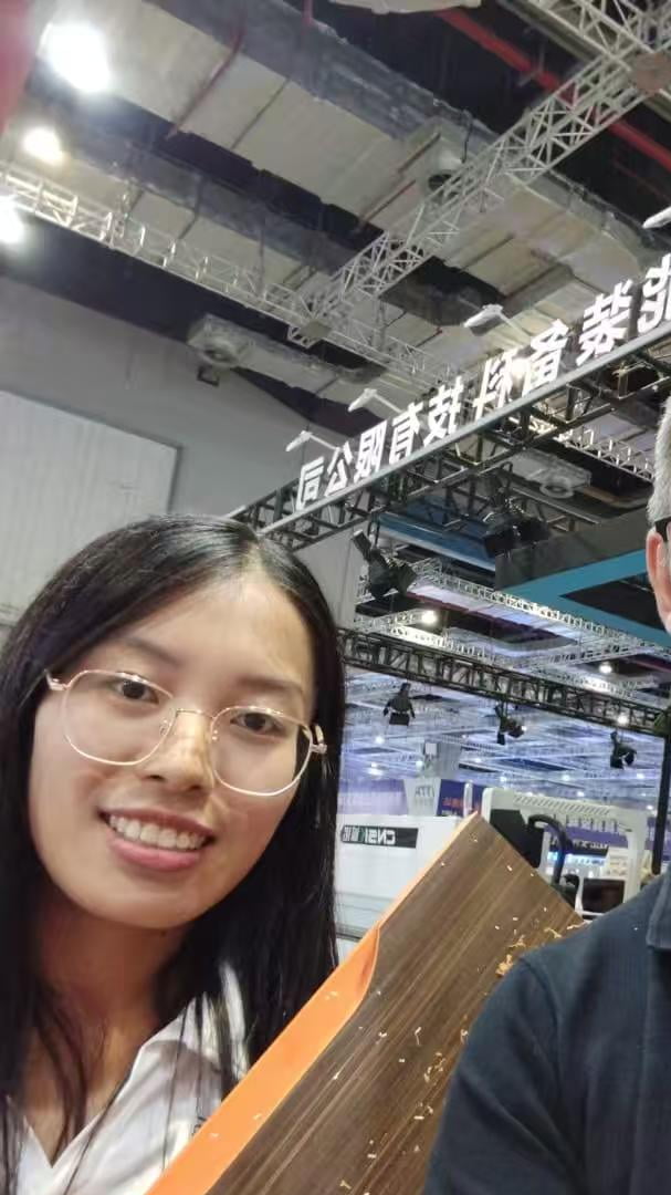 Ruiqi exhibition customer interaction